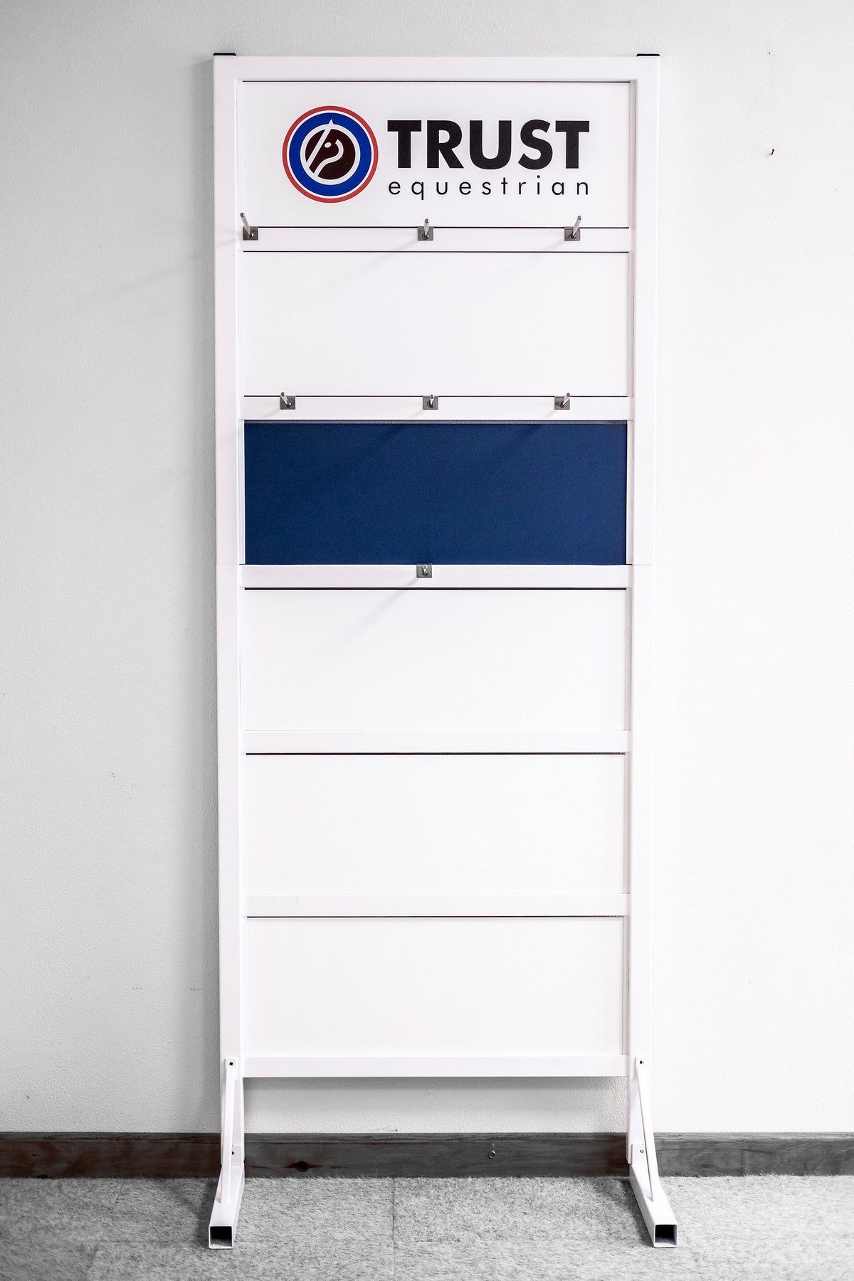 Bit-display frame