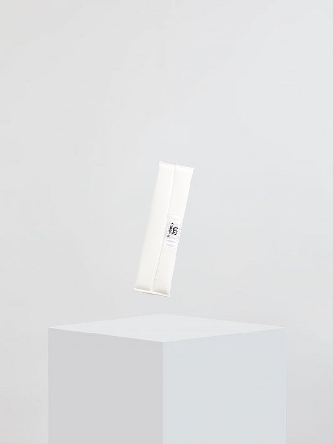 Kingsley Kinbeschermer / Neusriem onderlegger