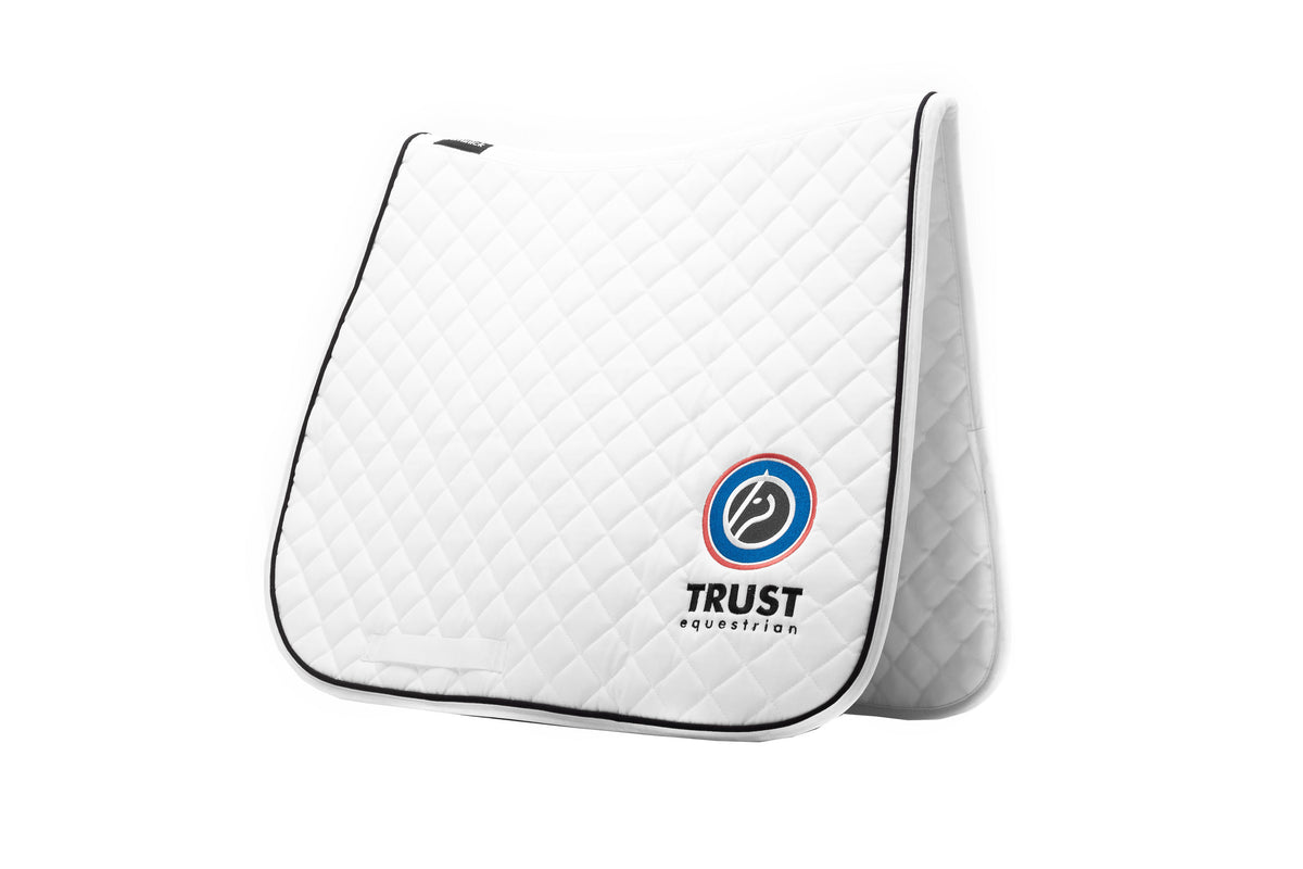 TRUST Saddle cloth DR + logo
